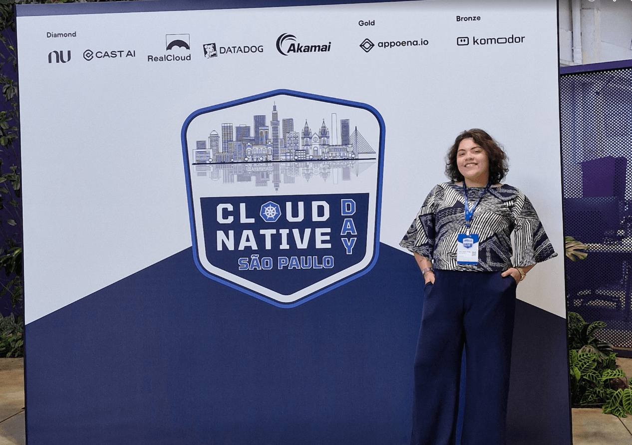 Ana Luiza Primo no painel de patrocinadores do Cloud Native Day São Paulo